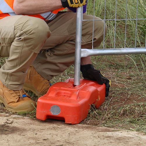 Temp Fence Feet - 25mm Hole/81mm Pitch 25kg Blown Moulded - 1300TF Transverse - Image 4