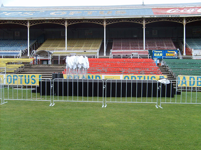 Crowd Control Barrier Heavy Duty 2.2m Flat Foot - Image 5